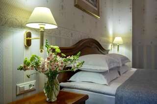 Отель Continental Hotel Одесса Полулюкс-3