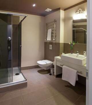 Отель Continental Hotel Одесса Классический двухместный номер с 1 кроватью или 2 отдельными кроватями-1